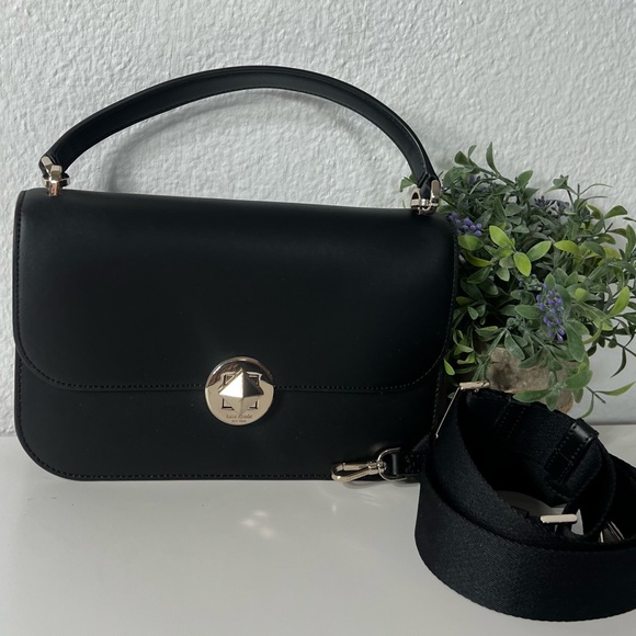 Kate Spade Audrey Flap Crossbody Black Gold Accent Excellent Condition Bag - Picture 1 of 16